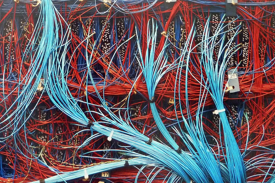 Complex Computer Wires